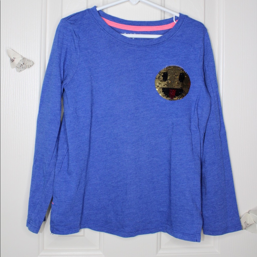 Long sleeve shirt with emoji